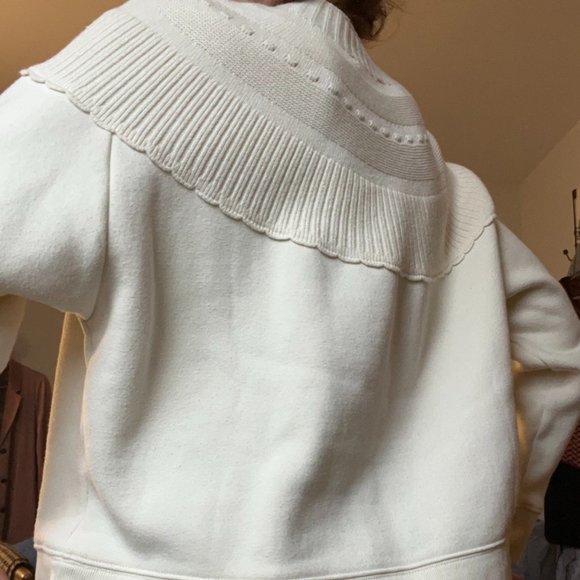 Zara Cream Ribbed Knit Sweater – Textured Collar, Minimalist Pullover (Size S) - Picture 2 of 7